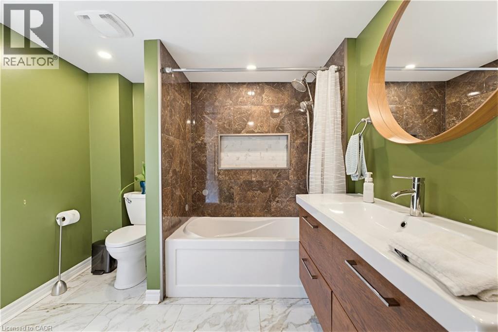 1390 MCKENZIE Road - 17