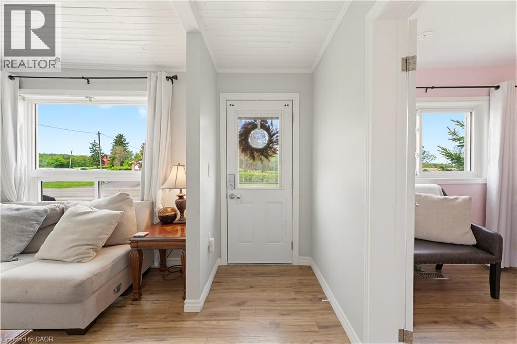 1390 MCKENZIE Road - 6