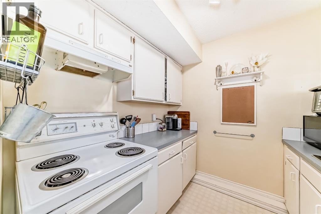 #409 2520 Palliser Drive SW - 10
