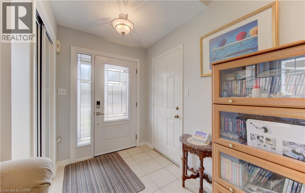 460 LANGLAW Drive - 4