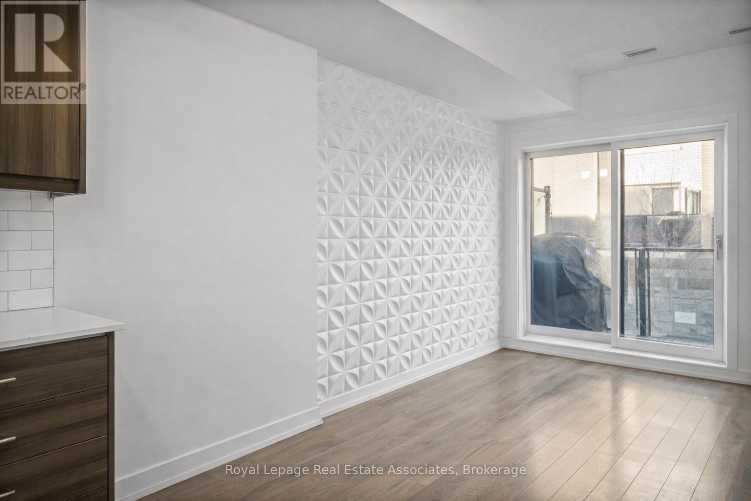 #40 2059 WESTON ROAD - 7