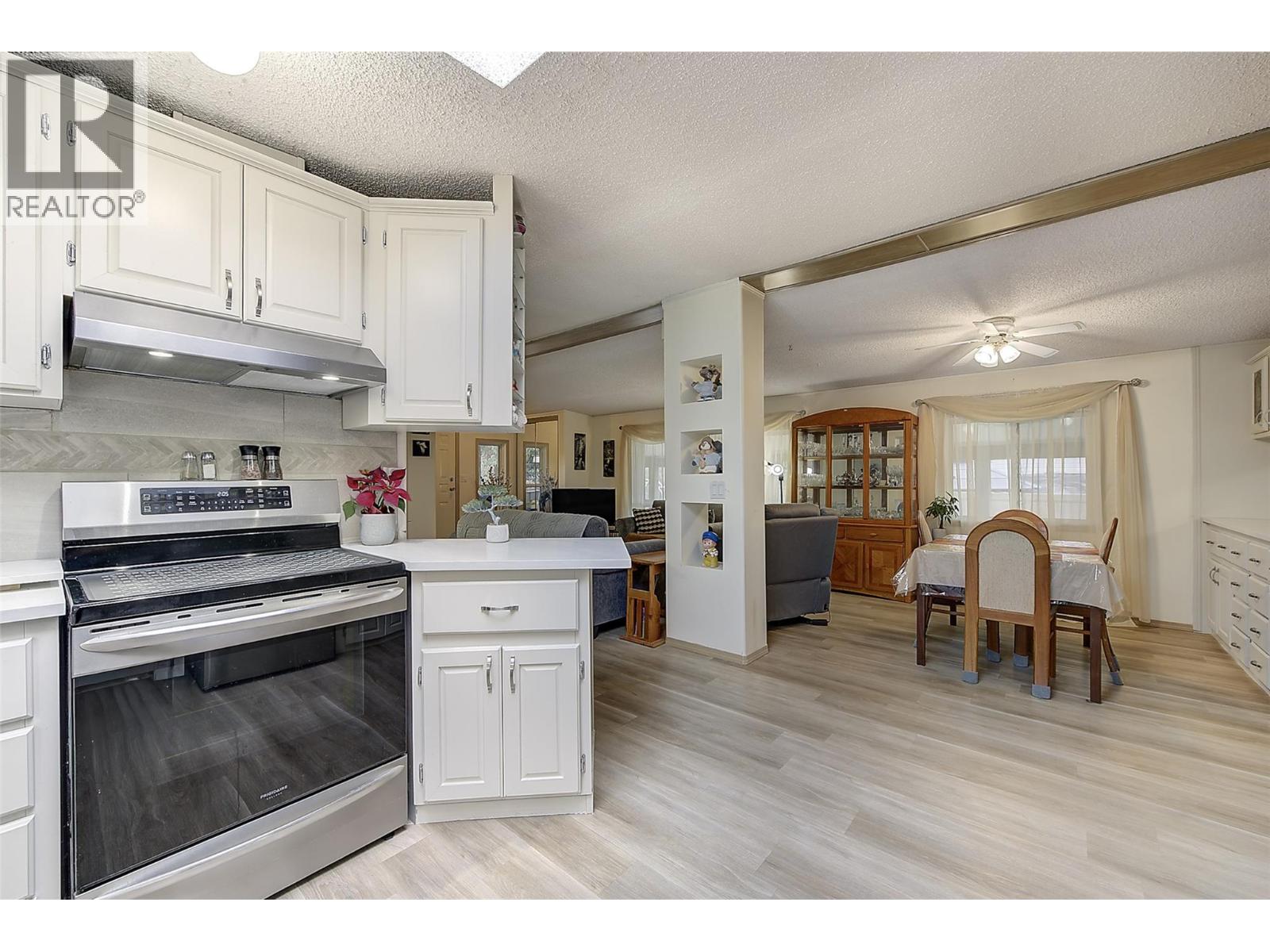 22 1750 Lenz Road, West Kelowna
