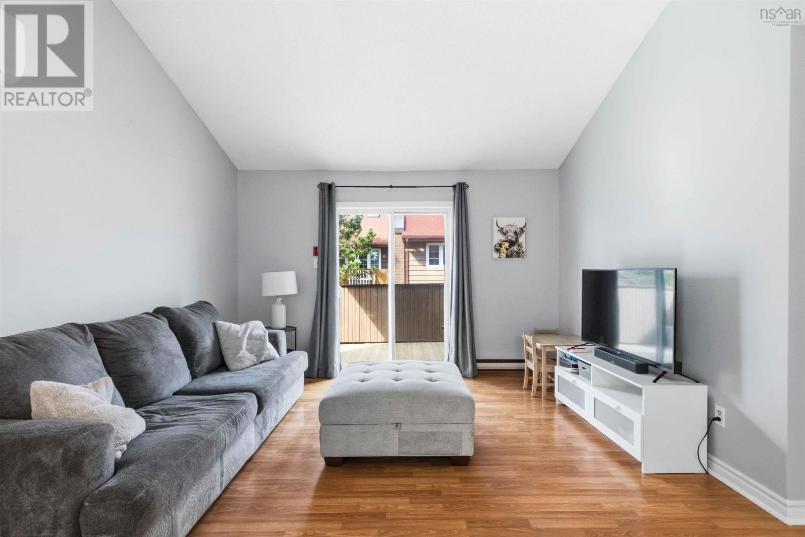 Property 14 of 36 of Unit 14 3 Rose Way