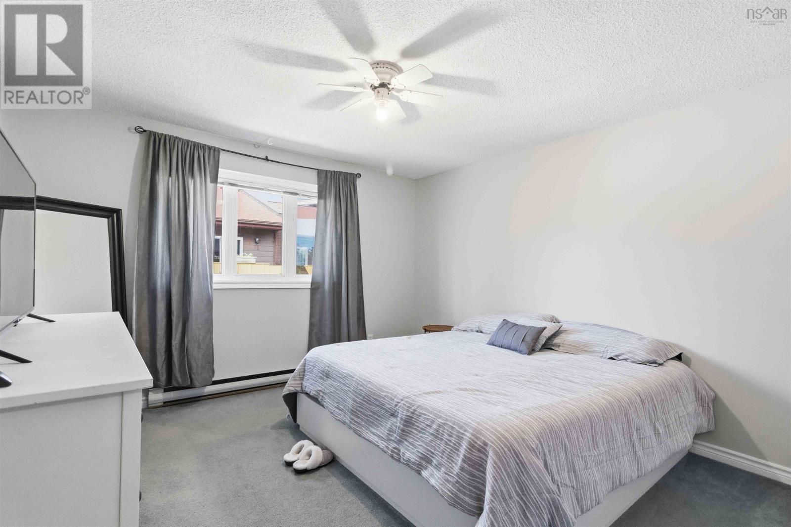Property 31 of 36 of Unit 14 3 Rose Way