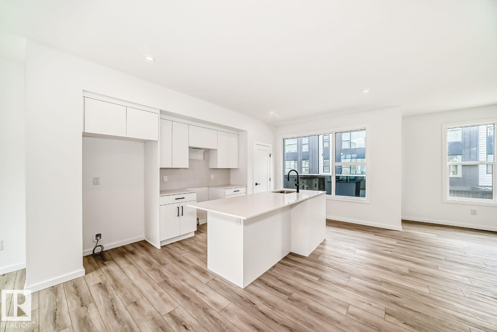 #68 5 Rondeau DR - 14