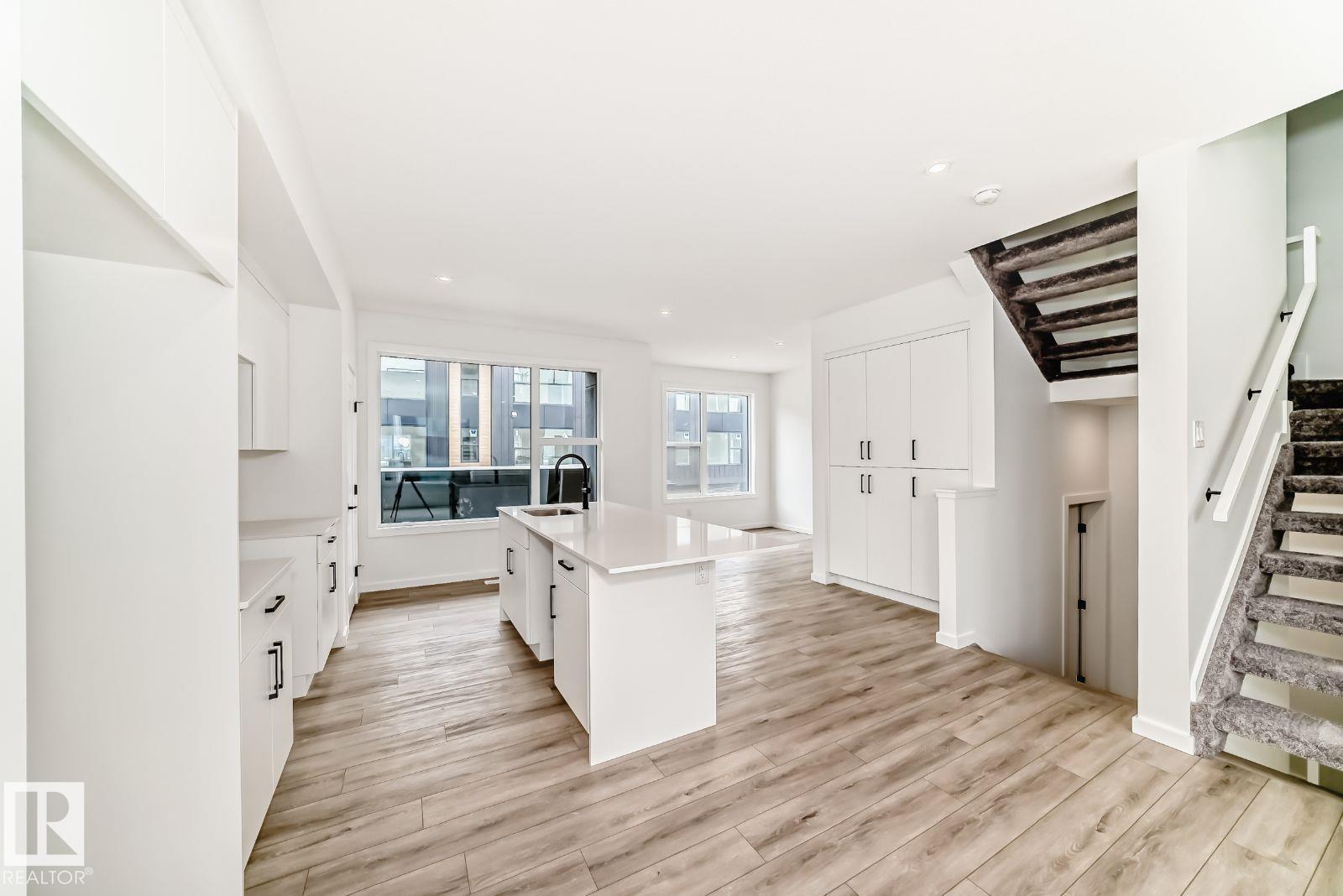 #68 5 Rondeau DR - 16