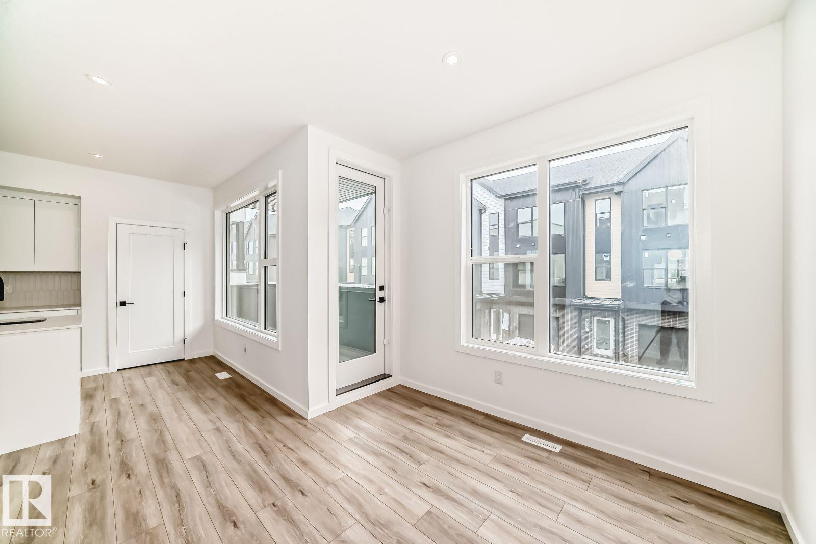 #68 5 Rondeau DR - 25