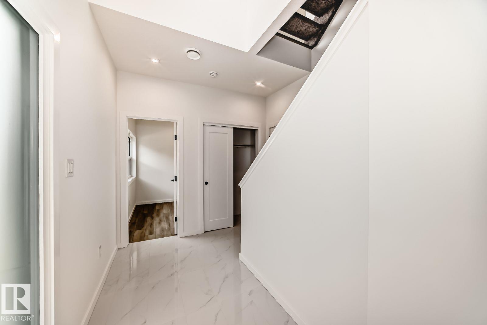 #68 5 Rondeau DR - 50