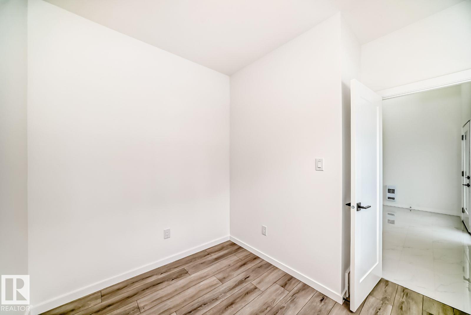 #68 5 Rondeau DR - 52
