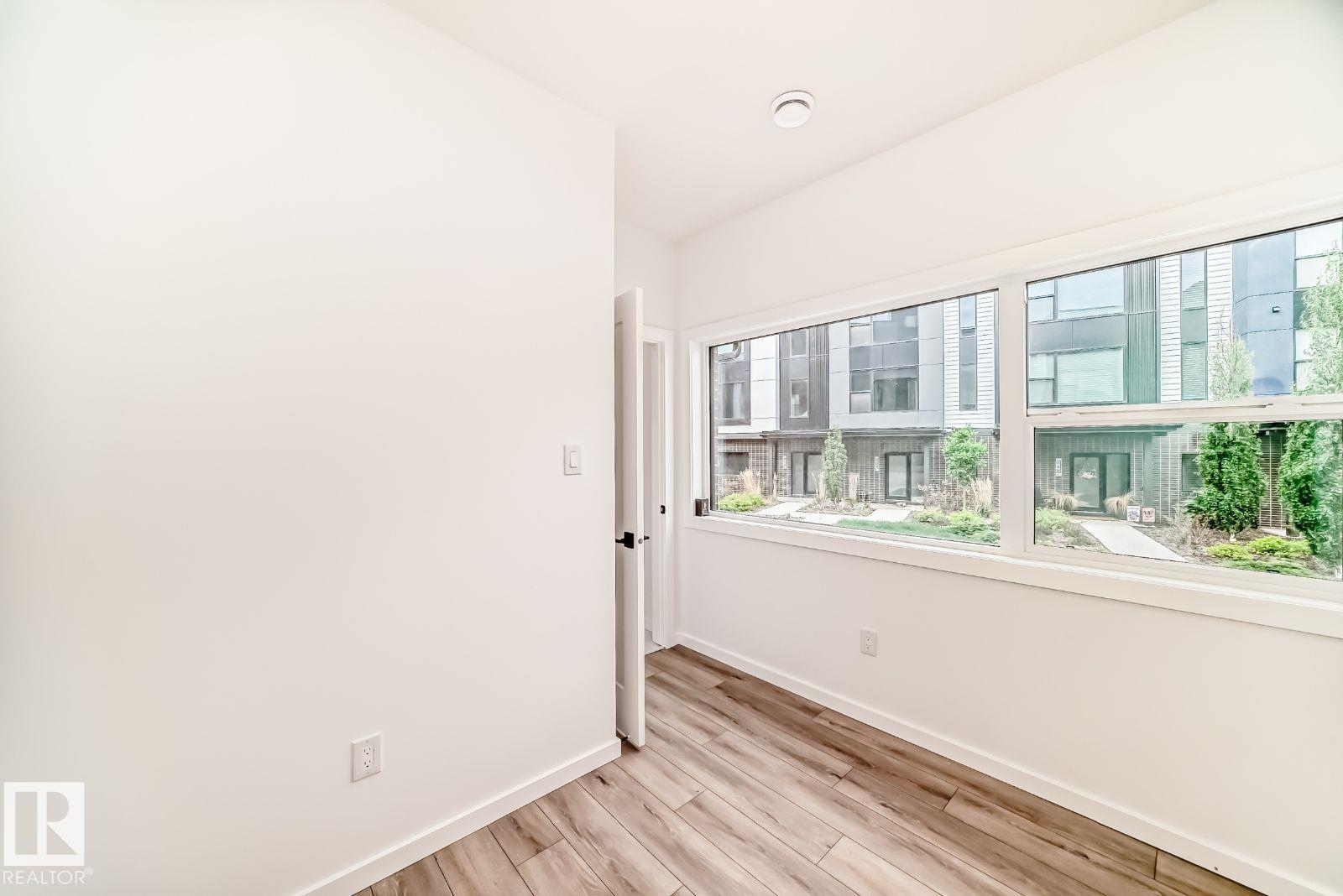 #68 5 Rondeau DR - 53