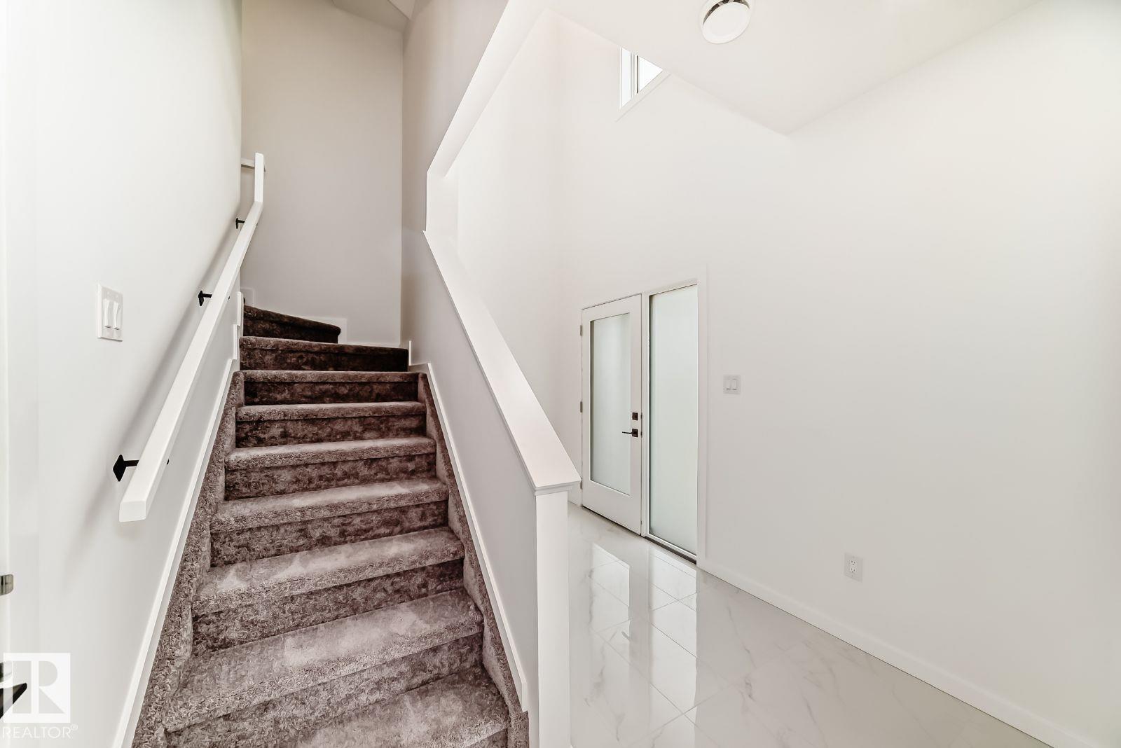 #68 5 Rondeau DR - 55