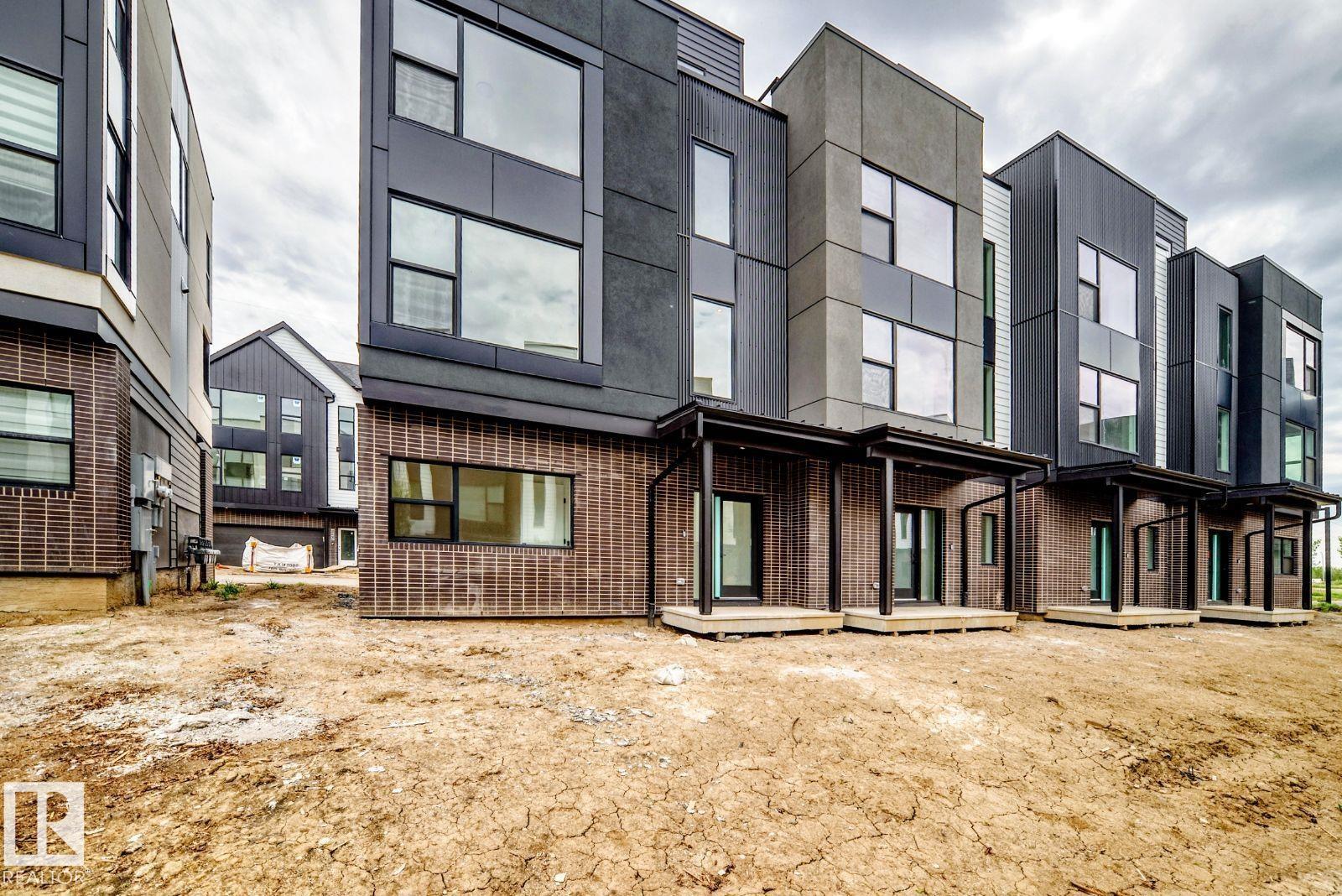 #68 5 Rondeau DR - 60