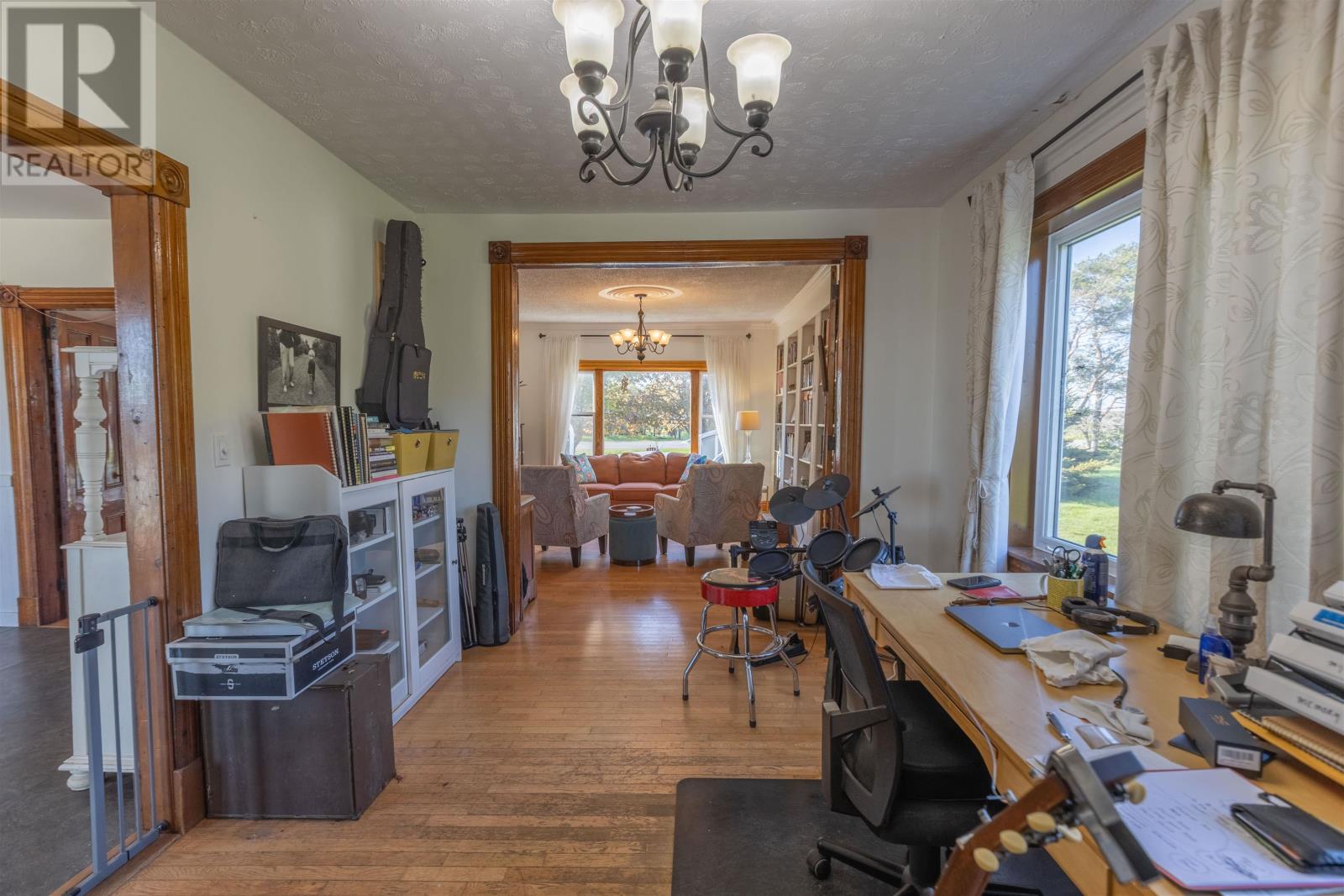 3635 Grant Road - 18