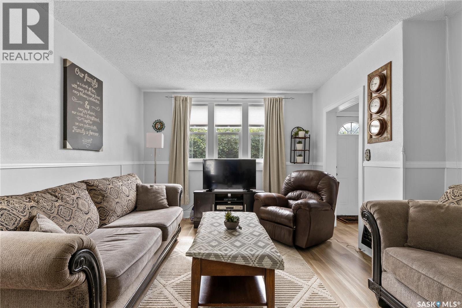 219 Margaret STREET - 13