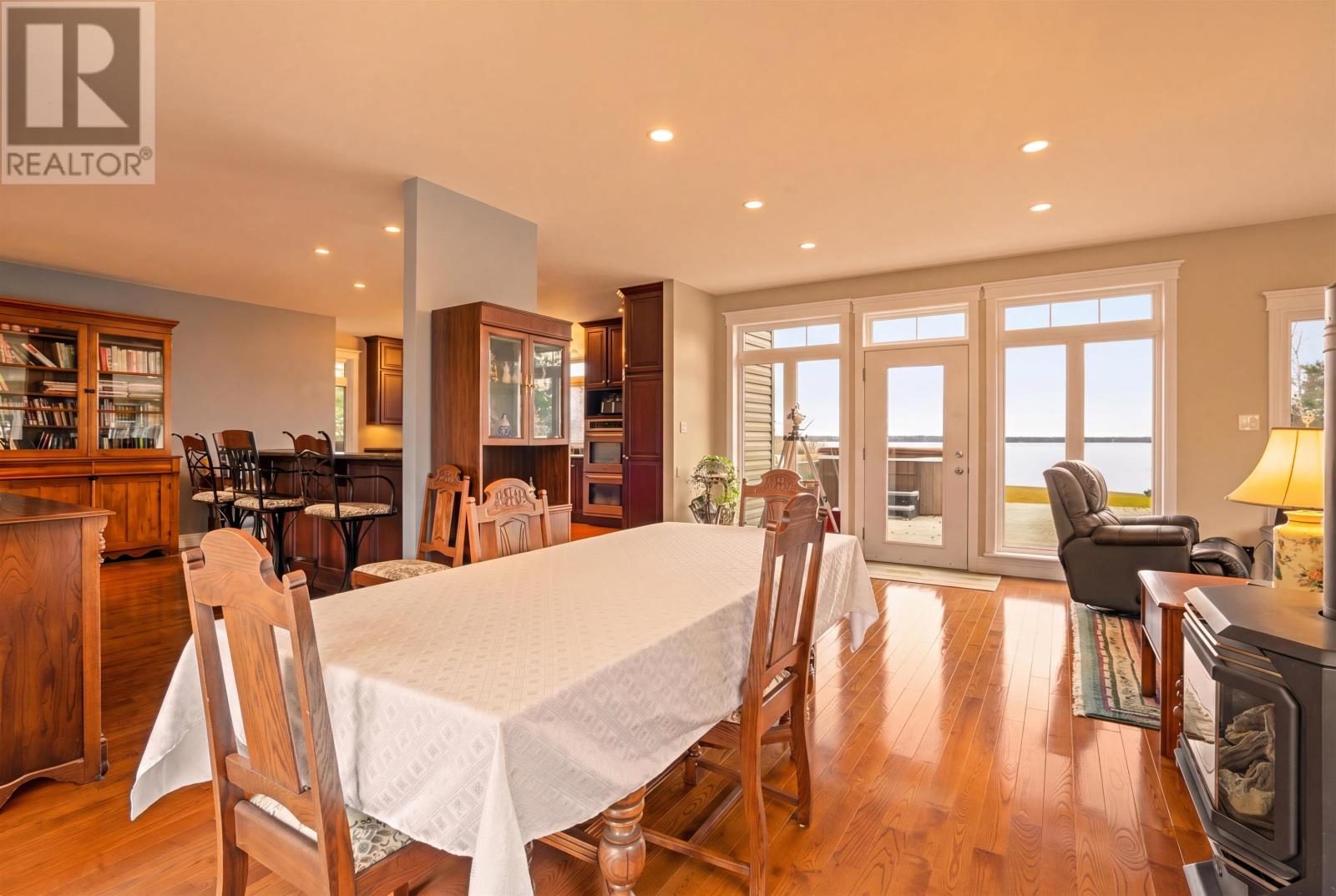 110 Alexander Crescent - 8