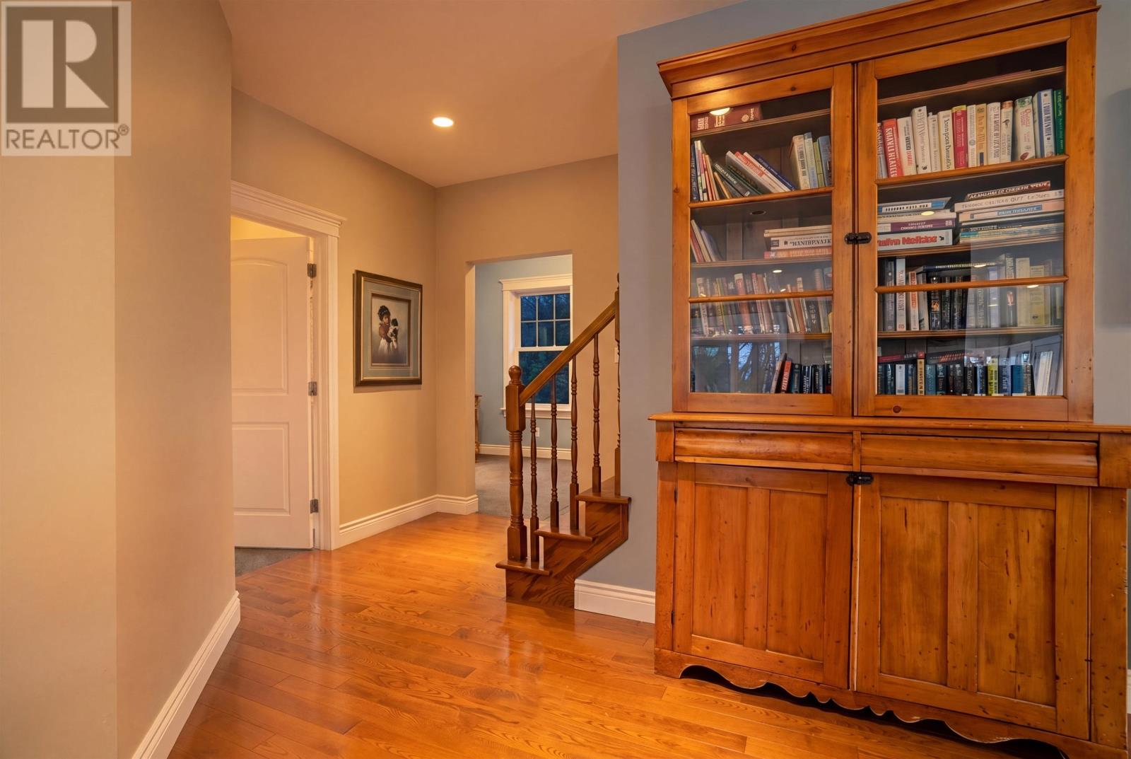 110 Alexander Crescent - 32