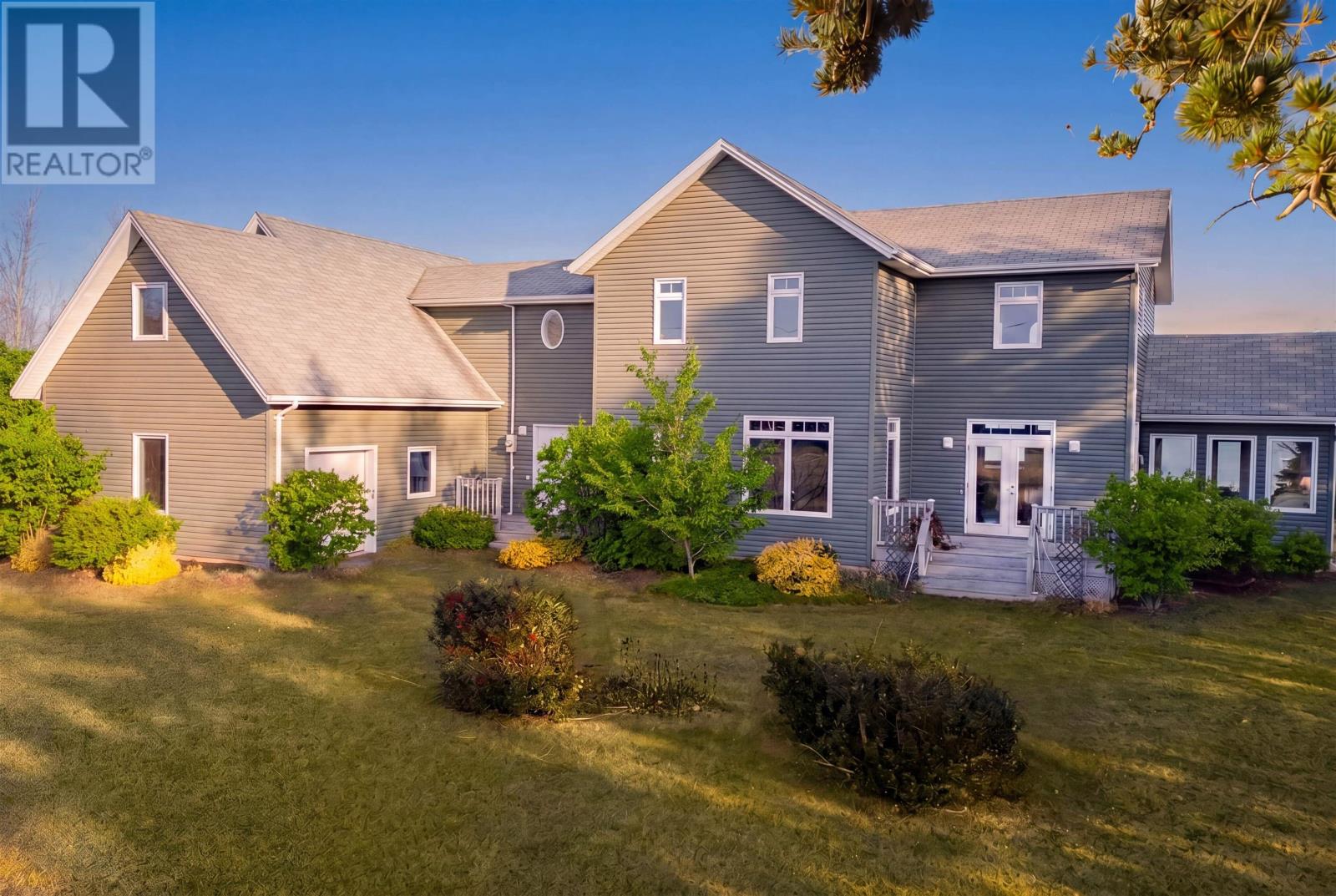 110 Alexander Crescent - 3