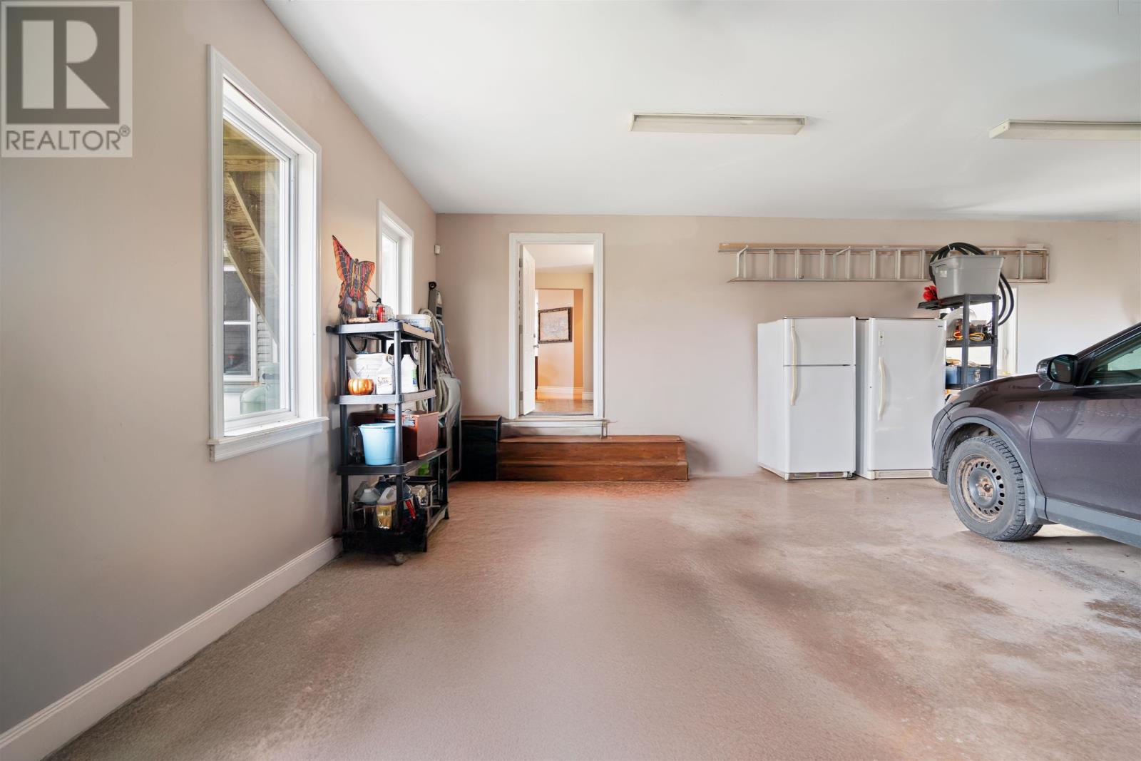 110 Alexander Crescent - 42