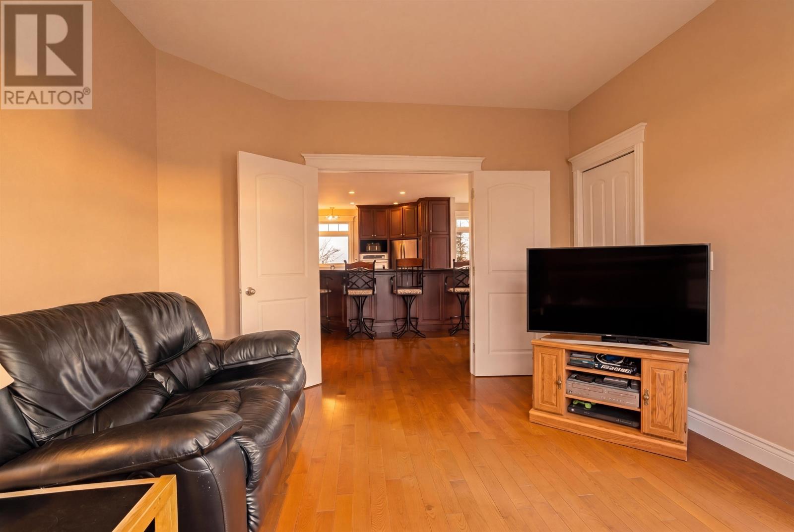 110 Alexander Crescent - 16