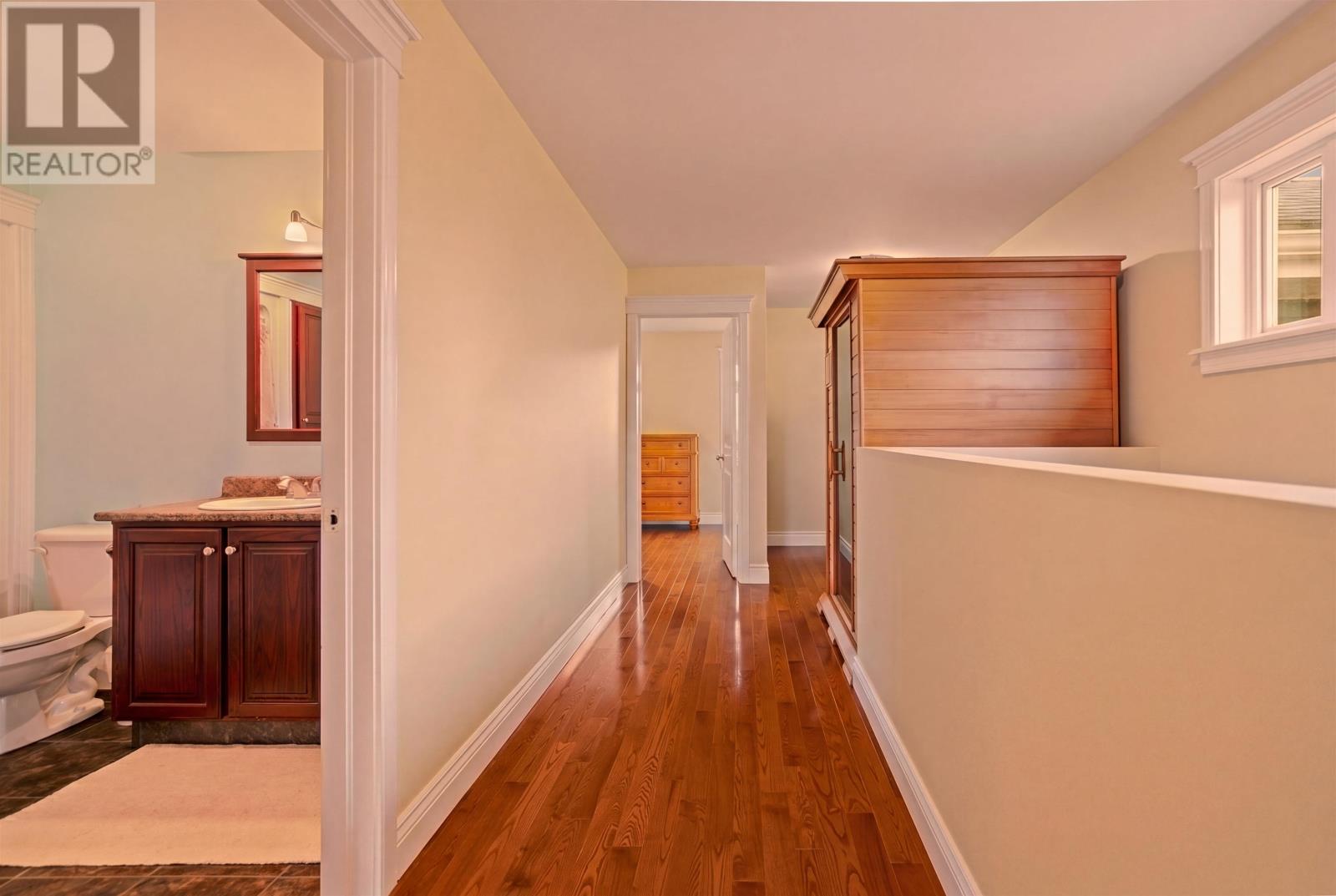 110 Alexander Crescent - 19