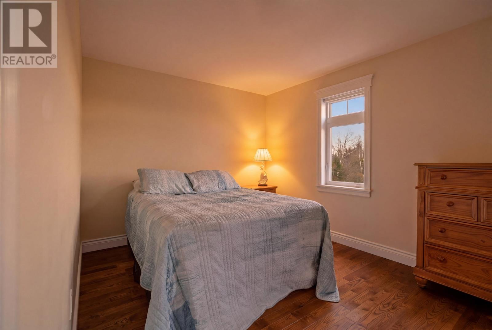 110 Alexander Crescent - 22