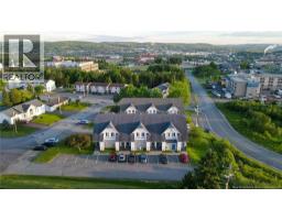 20 Du Bourg Avenue, photo 4