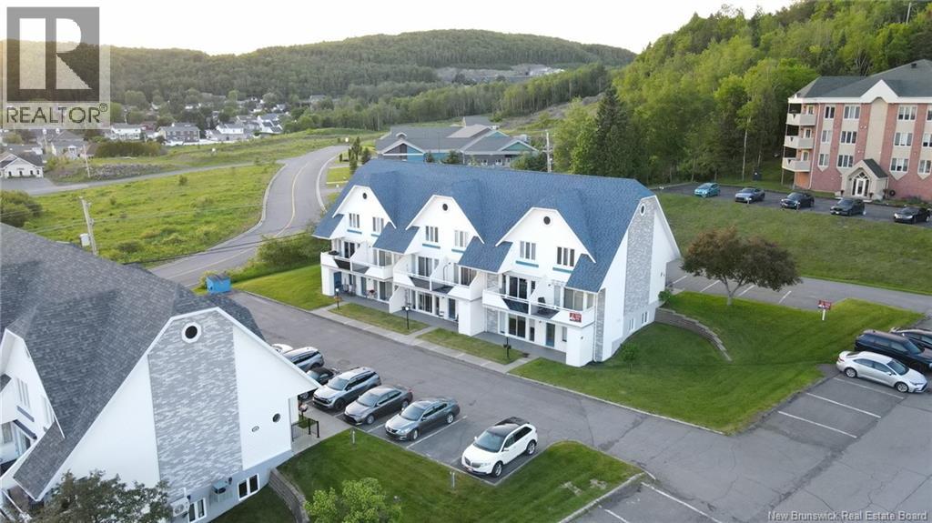 20 Du Bourg Avenue - 6