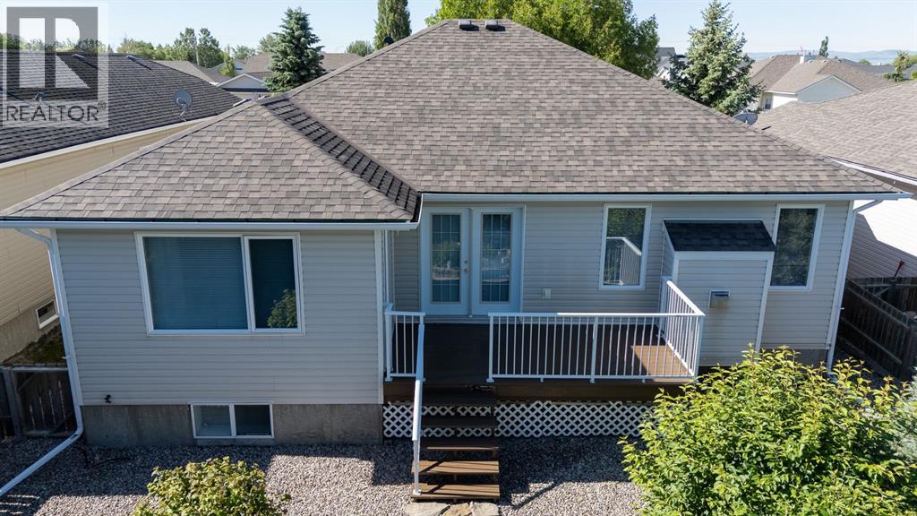 26 Skyline Crescent — photo 47