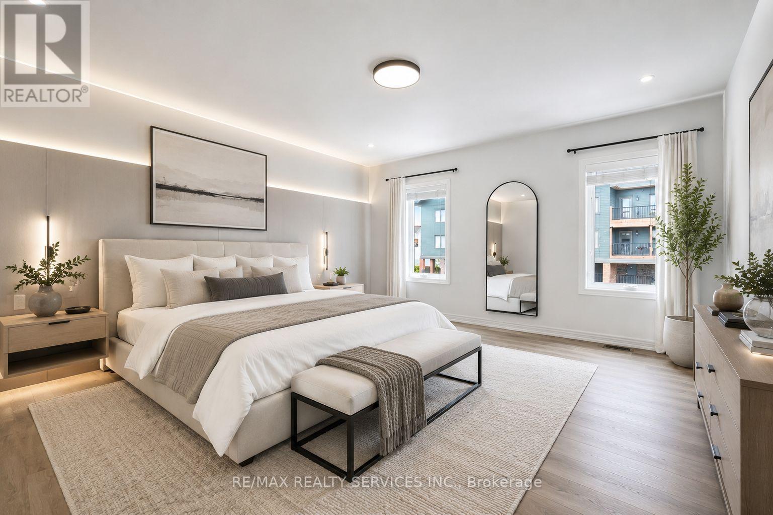 4 BERGENSTEIN CRESCENT - 22