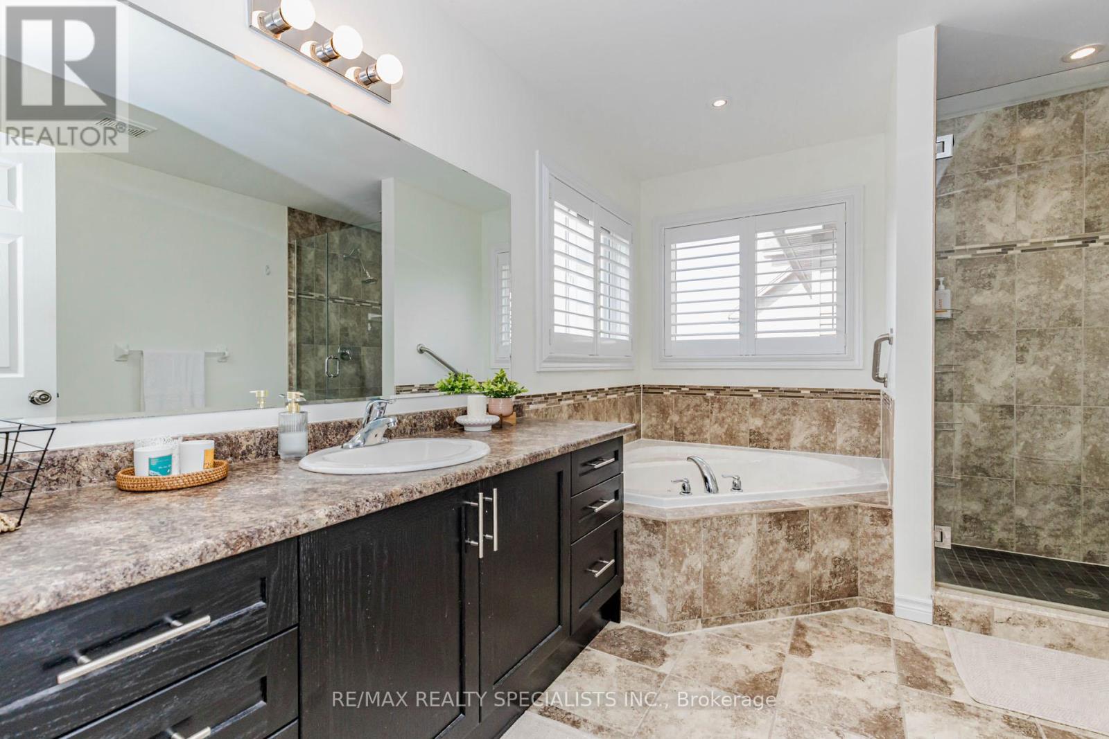 117 NORMA CRESCENT - 21