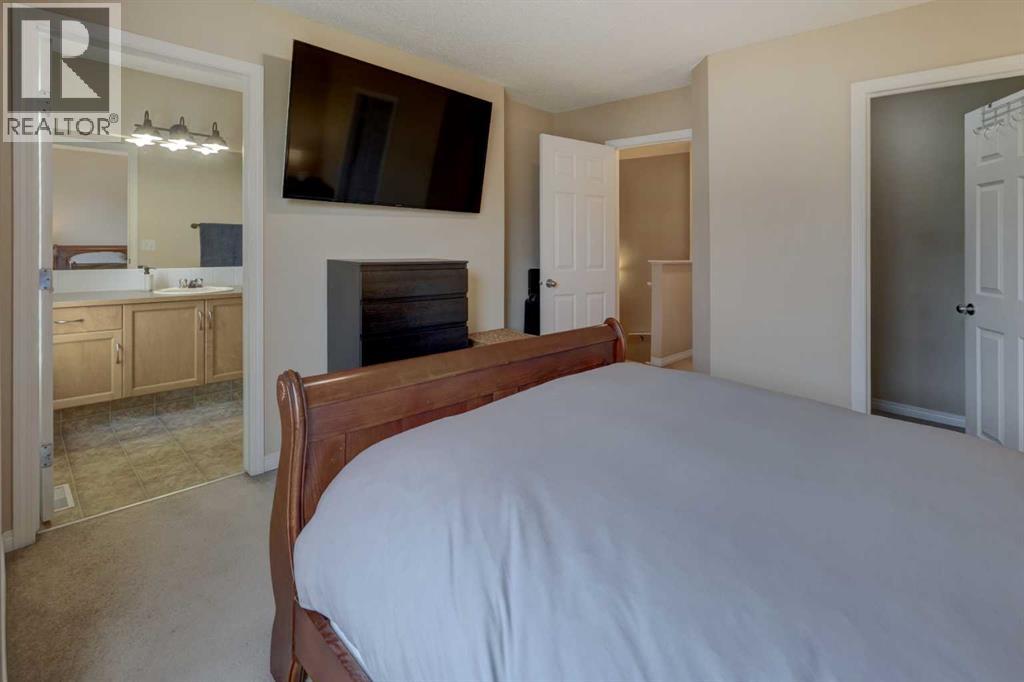 158 Everhollow Heights SW - 22