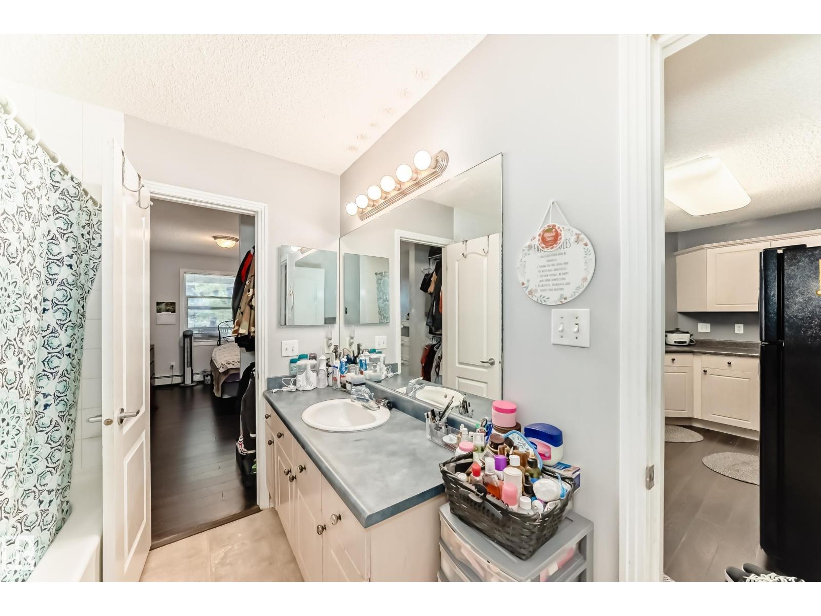 #422 12838 65 ST NW - 26