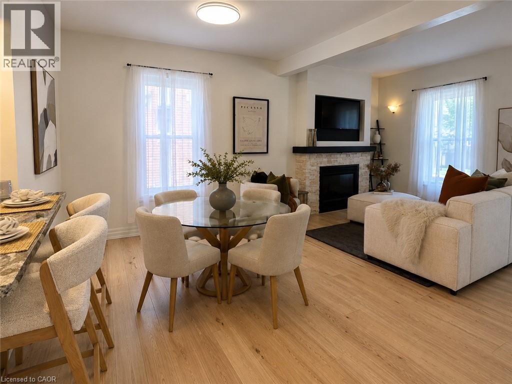 3-bedroom home for sale at 118 VICTORIA Street, Brantford ON · photo 5 of 30