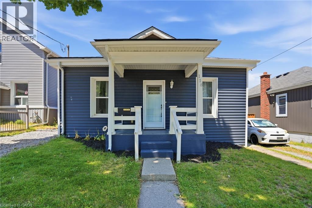 3-bedroom home for sale at 118 VICTORIA Street, Brantford ON · photo 1 of 30