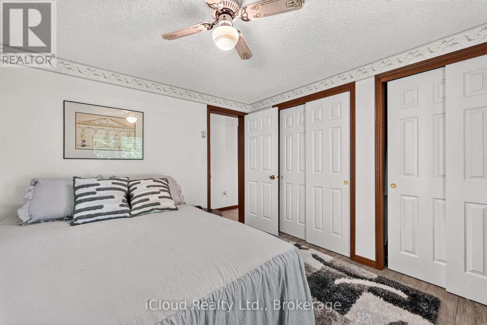 20 MACTAVESH CRESCENT - 21