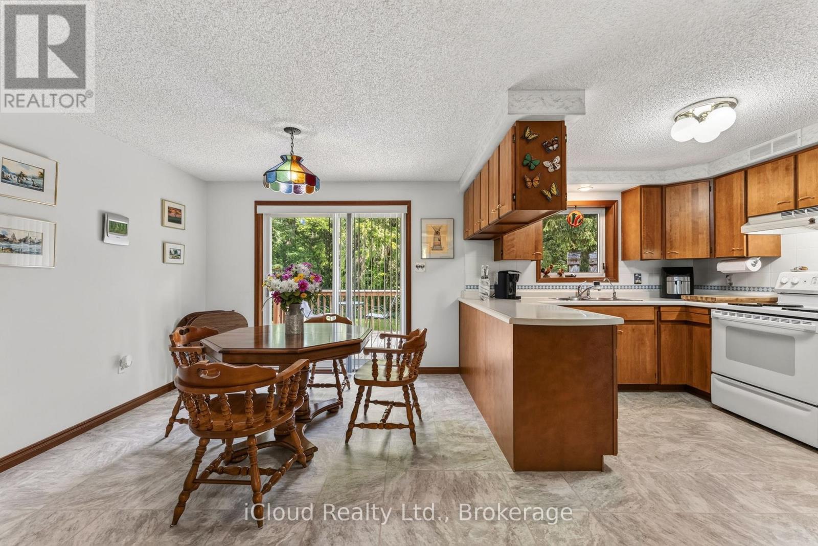 20 MACTAVESH CRESCENT - 9