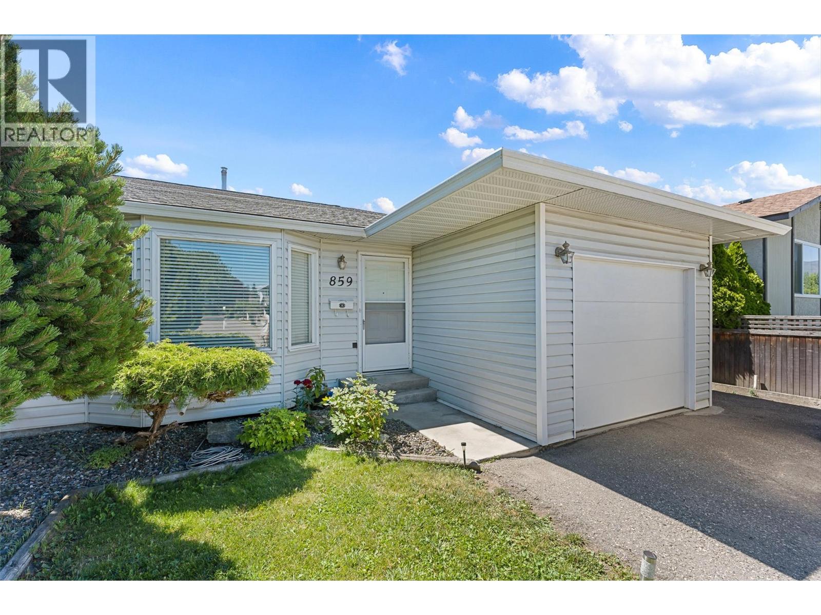 859 Francis Avenue, Kelowna