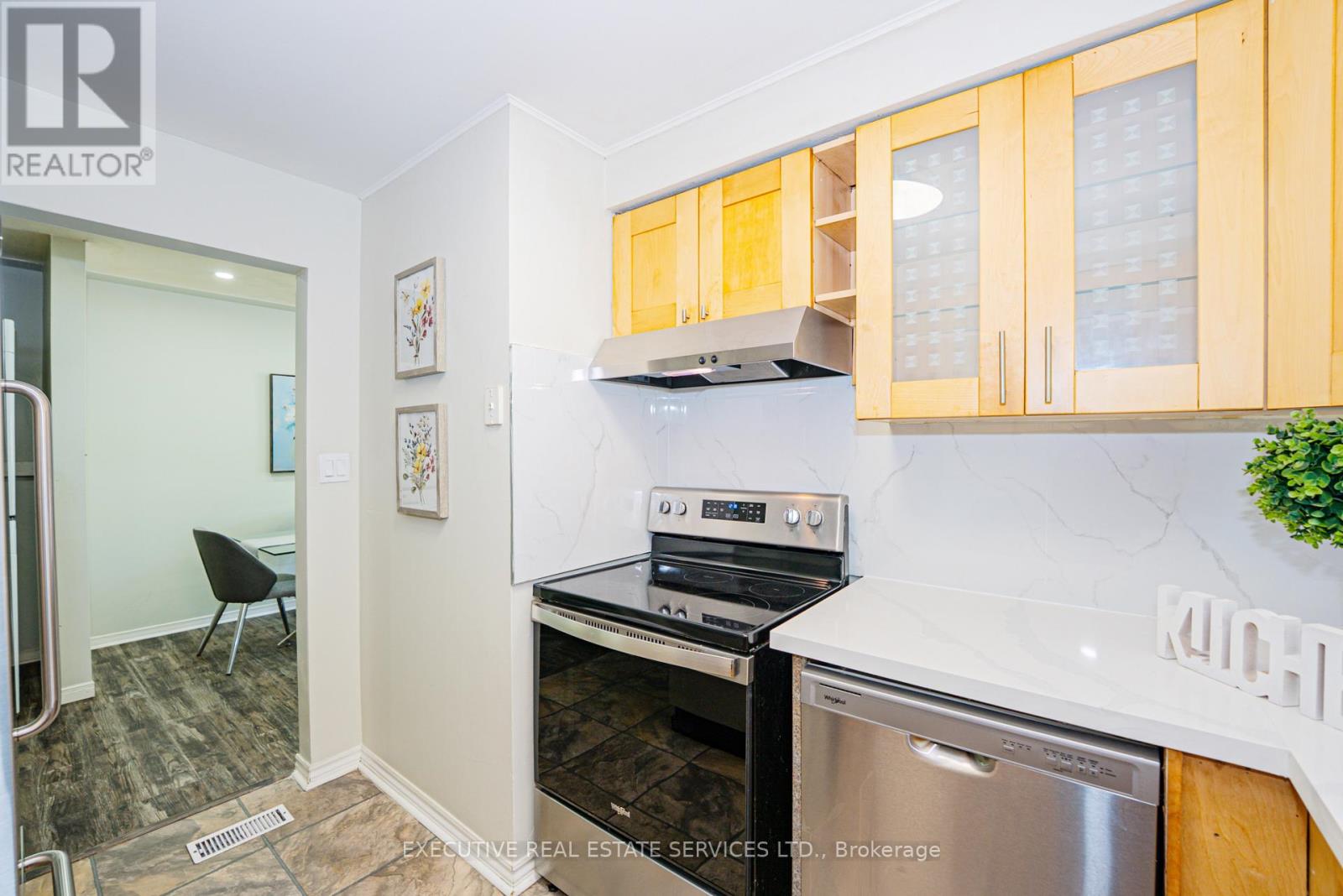 77 OVERLEA DRIVE - 14