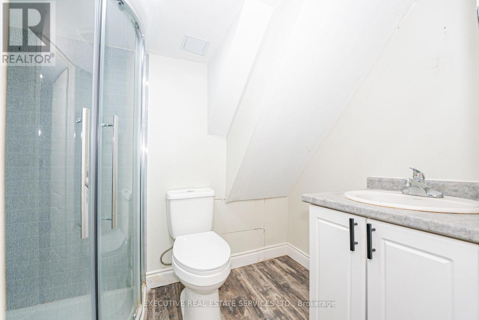 77 OVERLEA DRIVE - 34