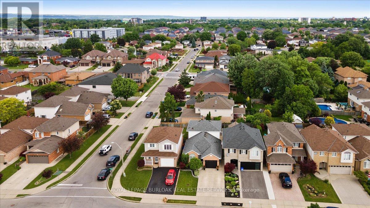 40 BRIDGETTE DRIVE - 43