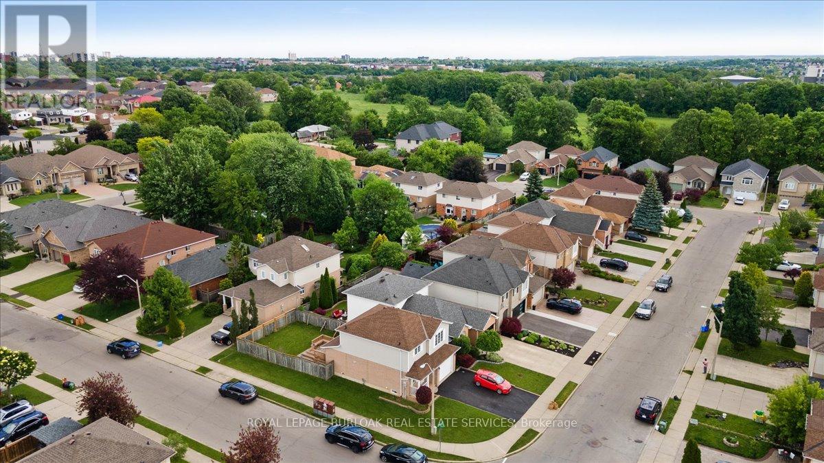 40 BRIDGETTE DRIVE - 44