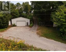 1096 Lois Lane, Minden Hills, ON K0M2L1 Photo 11