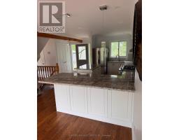 1096 Lois Lane, Minden Hills, ON K0M2L1 Photo 12