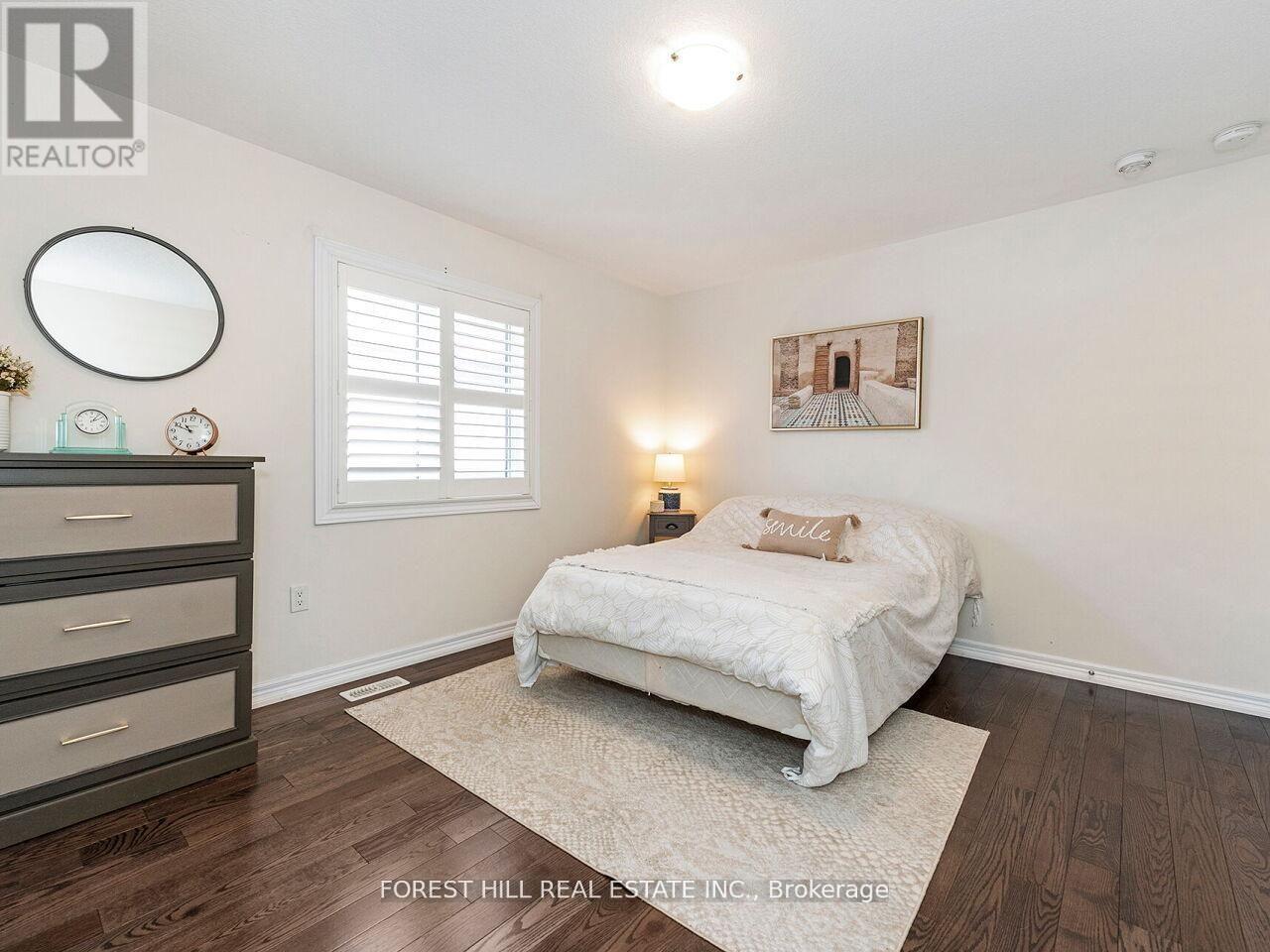 488 LINDEN DRIVE - 22