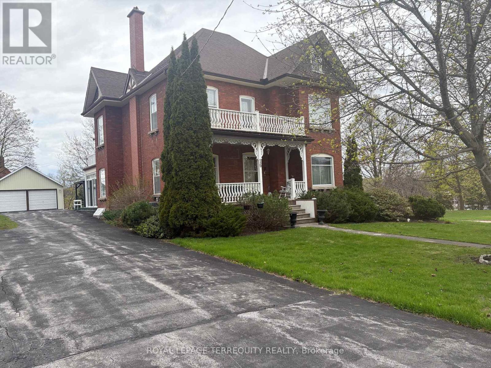 16 BOOTH STREET S - 1