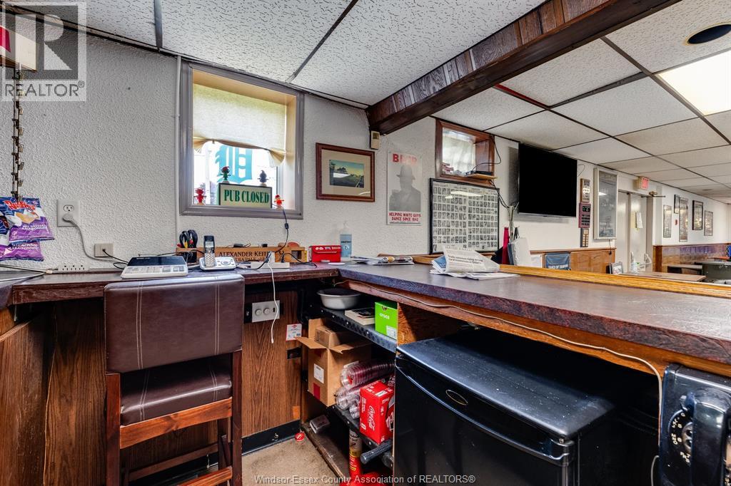 2330-2334 McDougall - 11