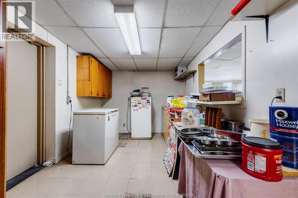 2330-2334 McDougall - 22