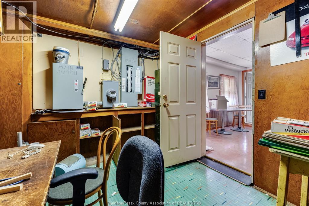 2330-2334 McDougall - 28