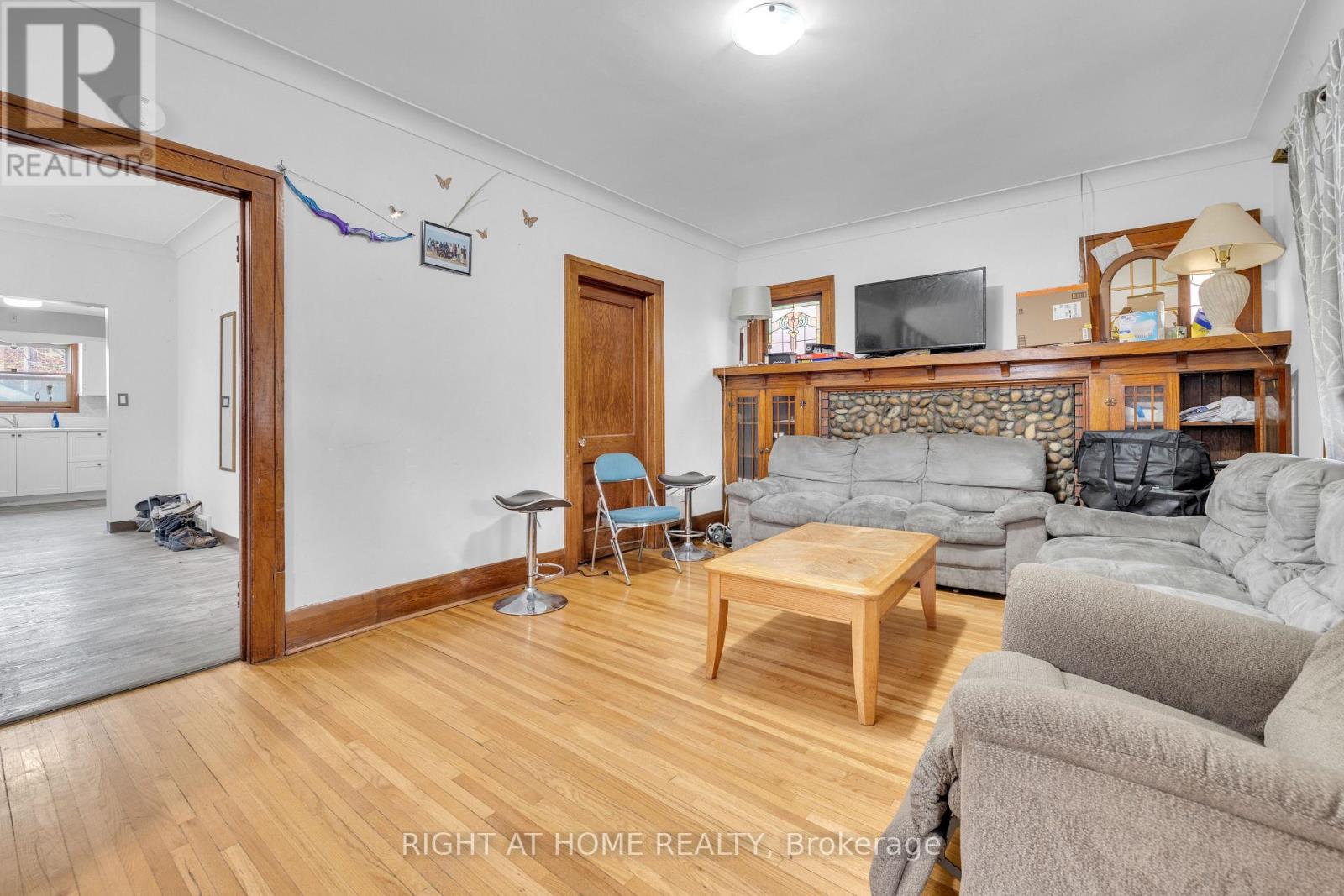 321 RANKIN AVENUE - 10