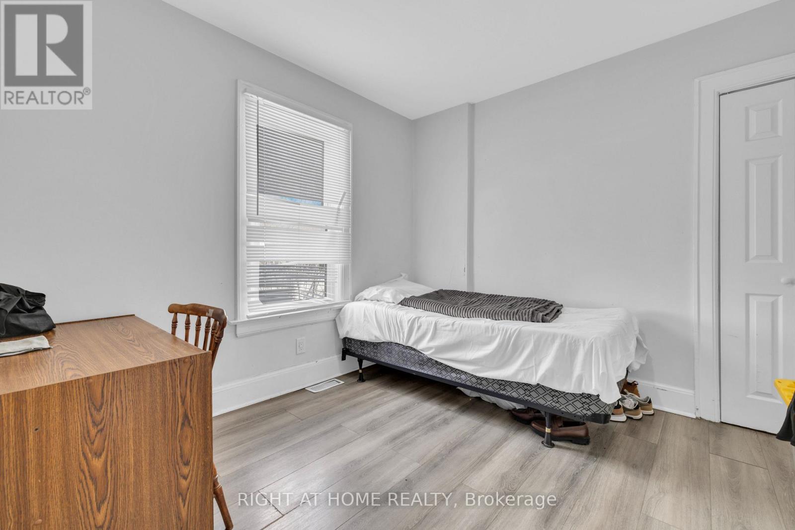 3497 PETER STREET - 8